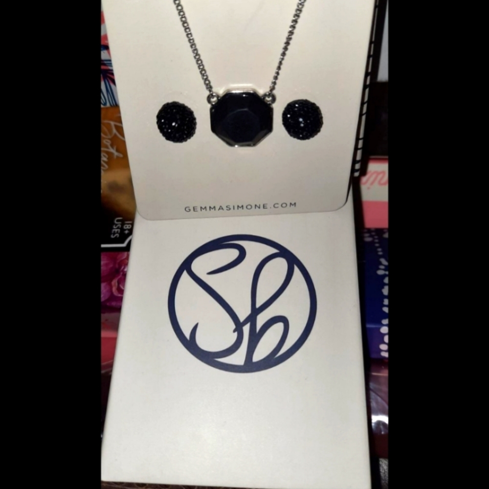 Gemma Simone necklace & earrings set